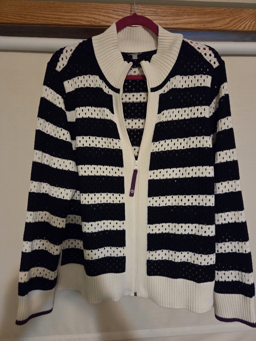 T By TALBOTS SWEATER